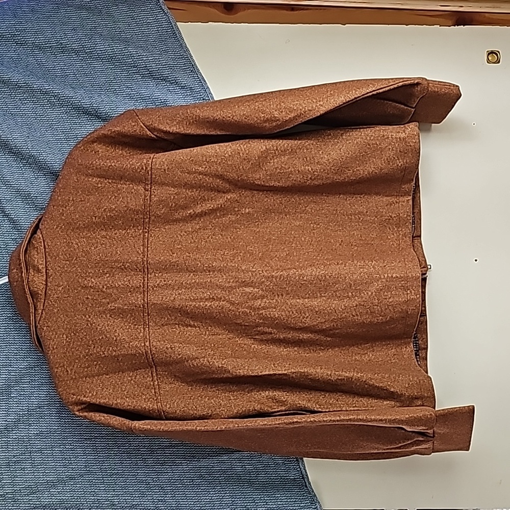 hem & thread jacket - Picture 5 of 8